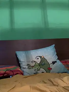 tubfunaske online show from December 22, 2025, 4:40 pm