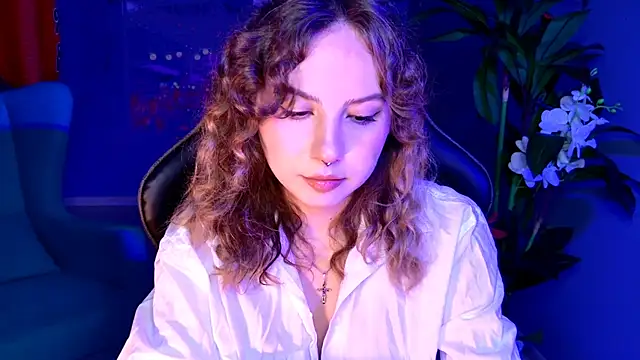 JasmineMilko online show from July 11, 2026, 5:08 am