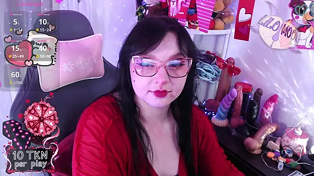 Snapshot of LiloMoon69 chatting on February 15, 2026, 12:44 am LiloMoon69 online show from February 15, 2026, 12:44 am