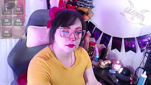 LiloMoon69 online show from October 29, 2025, 11:20 am