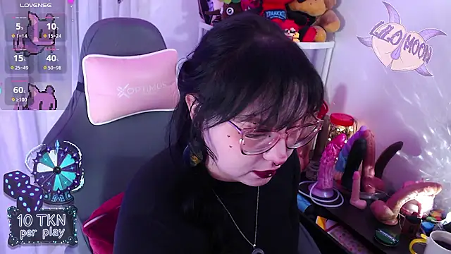 Snapshot of LiloMoon69 chatting on January 17, 2026, 12:09 pm LiloMoon69 online show from January 17, 2026, 12:09 pm