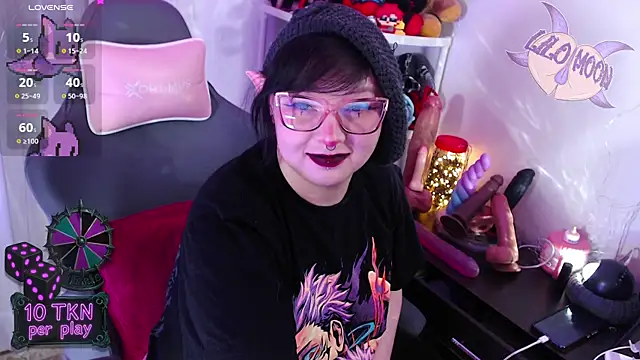 LiloMoon69 online show from November 15, 2025, 1:48 pm