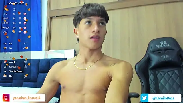Snapshot of _CamiloBass chatting on February 16, 2025, 1:47 am CamiloBass online show from February 16, 2025, 1:47 am