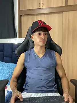 Snapshot of _CamiloBass chatting on February 25, 2026, 1:39 am CamiloBass online show from February 25, 2026, 1:39 am