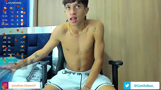 Snapshot of _CamiloBass chatting on February 4, 2025, 12:51 am CamiloBass online show from February 4, 2025, 12:51 am