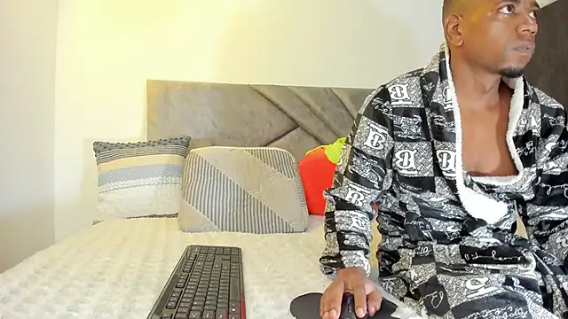 Deliciouscocoa online show from October 19, 2025, 10:40 am