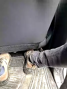 caprife online show from November 6, 2025, 4:22 pm