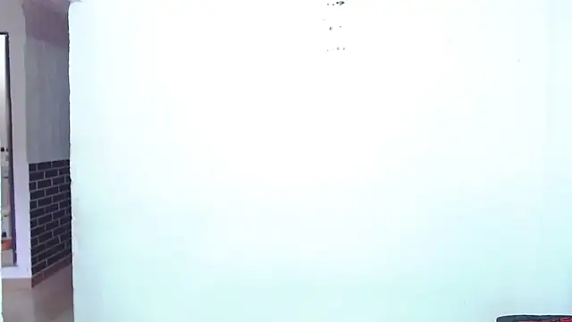 BLACK MOON TS online show from November 5, 2025, 5:16 pm