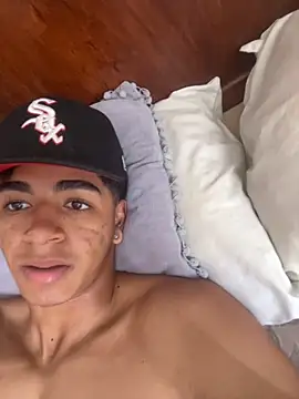 JoanG10 online show from September 17, 2025, 5:26 pm