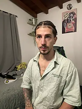 Valentino Xander online show from February 25, 2026, 5:07 am