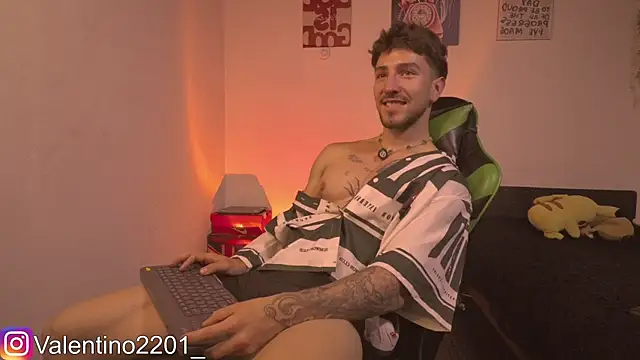Valentino Xander online show from May 16, 2026, 1:37 am