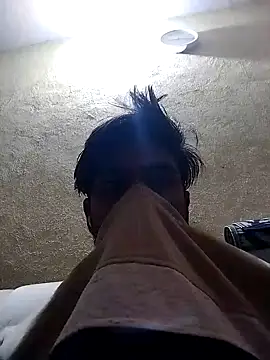 Snapshot of broo245 chatting on January 30, 2025, 3:51 pm broo245 online show from January 30, 2025, 3:51 pm