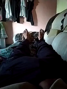 Snapshot of broo245 chatting on February 27, 2025, 11:39 am broo245 online show from February 27, 2025, 11:39 am