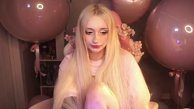 Snapshot of hikmurr chatting on March 21, 2026, 7:07 pm hikmurr online show from March 21, 2026, 7:07 pm