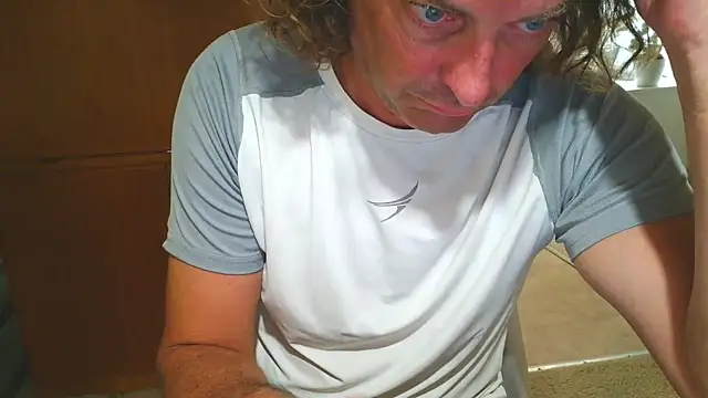 costanza7070 online show from March 23, 2026, 2:44 am