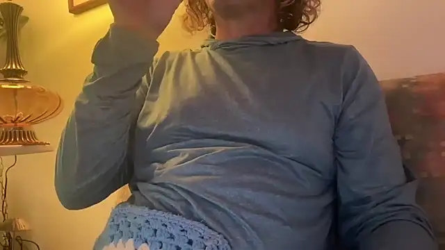 Snapshot of costanza7070 chatting on November 19, 2025, 6:57 am costanza7070 online show from November 19, 2025, 6:57 am