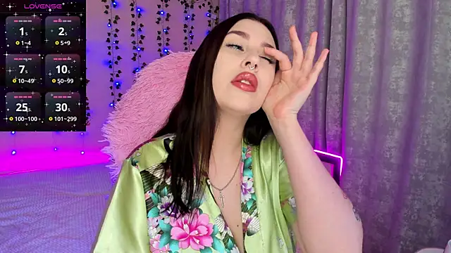 Snapshot of Alice___Rose chatting on October 1, 2025, 2:54 pm Alice Rose online show from October 1, 2025, 2:54 pm