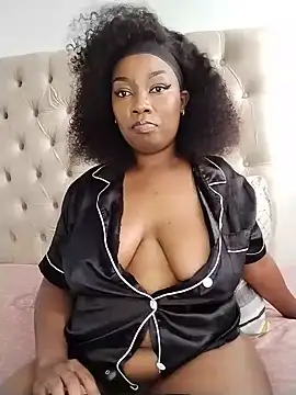 bigbootyboohle online show from May 16, 2026, 1:43 pm