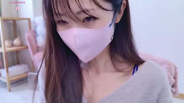 meg 0901 online show from February 15, 2025, 4:47 am