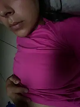 Natsilva23 online show from February 5, 2025, 9:40 pm