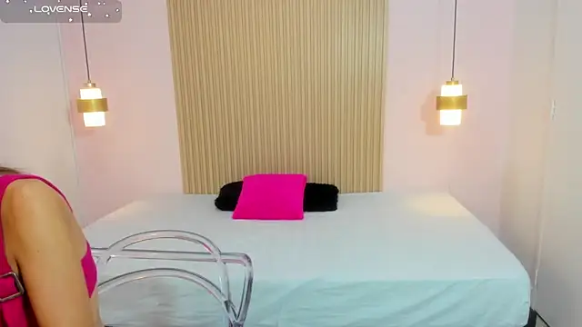 AliceRoss0 online show from March 30, 2026, 8:54 pm