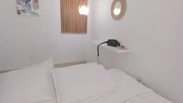 Snapshot of TiffanyWright chatting on February 8, 2026, 1:09 pm TiffanyWright online show from February 8, 2026, 1:09 pm