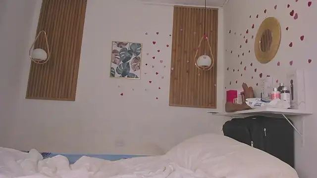 Snapshot of TiffanyWright chatting on March 23, 2026, 12:27 pm TiffanyWright online show from March 23, 2026, 12:27 pm