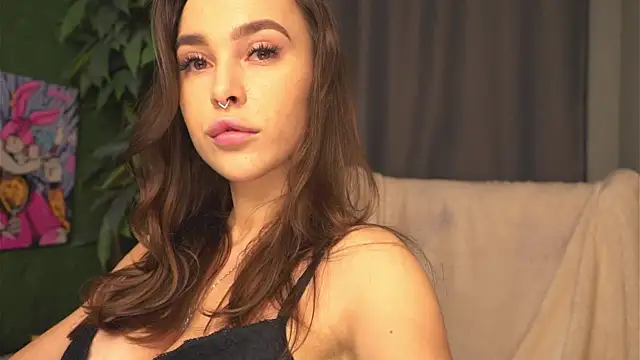 tati  20 online show from March 15, 2025, 8:54 pm