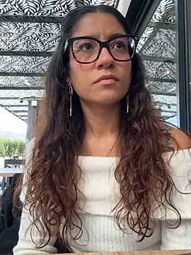 ValeriEvan online show from November 4, 2025, 8:12 pm