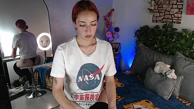 Snapshot of Cassie_fletcher_ chatting on January 22, 2025, 7:03 pm Cassie fletcher online show from January 22, 2025, 7:03 pm