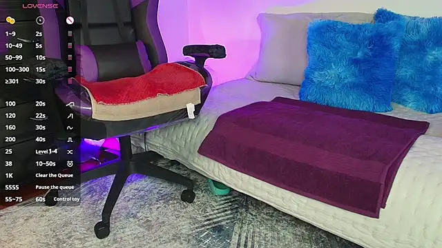 Snapshot of Cassie_fletcher_ chatting on October 12, 2025, 5:20 am Cassie fletcher online show from October 12, 2025, 5:20 am