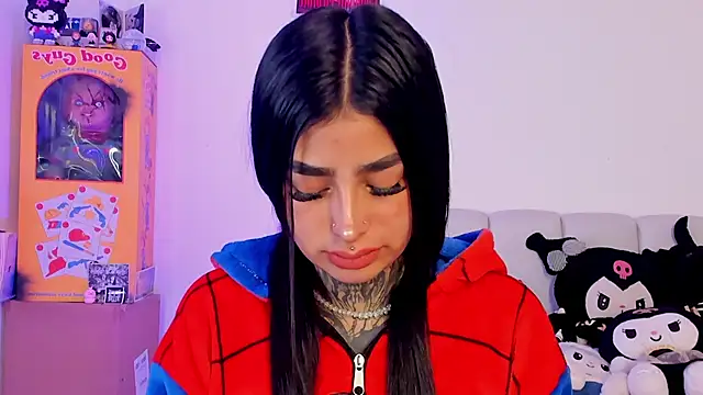 shadowcatt  online show from March 11, 2026, 11:32 pm