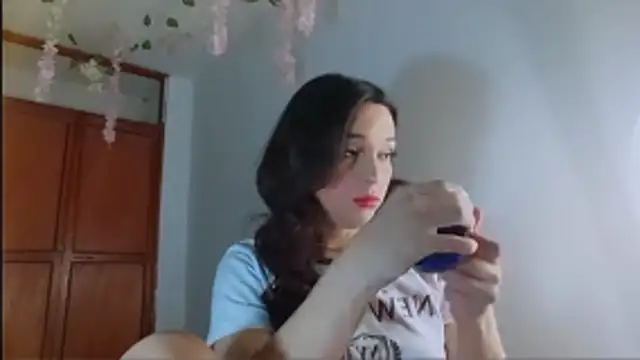 Snapshot of alexaryderr chatting on May 19, 2026, 1:29 pm alexaryderr online show from May 19, 2026, 1:29 pm