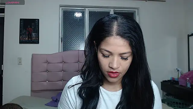 Snapshot of makennaa_ chatting on May 27, 2026, 10:11 am makennaa online show from May 27, 2026, 10:11 am