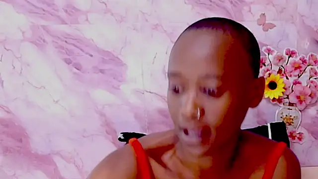 Snapshot of EbonyOlive69 chatting on February 14, 2026, 5:24 pm EbonyOlive69 online show from February 14, 2026, 5:24 pm