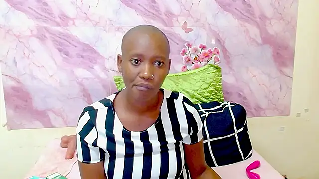 Snapshot of EbonyOlive69 chatting on January 19, 2026, 2:59 am EbonyOlive69 online show from January 19, 2026, 2:59 am