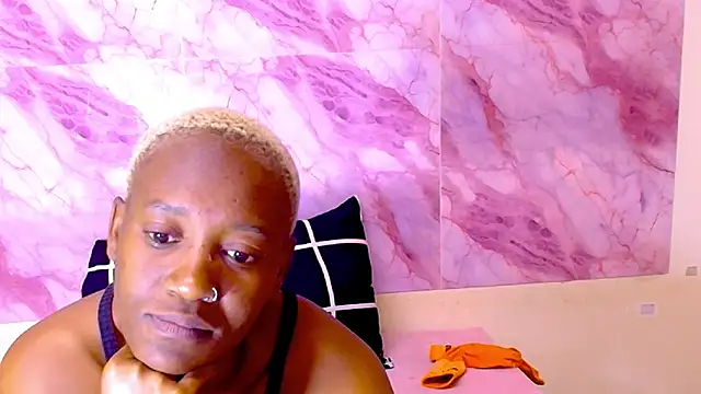 EbonyOlive69 online show from October 17, 2025, 5:26 pm