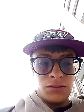 Snapshot of Cuervo_maniaco chatting on January 2, 2025, 3:40 pm Cuervo maniaco online show from January 2, 2025, 3:40 pm