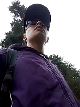 Snapshot of Cuervo_maniaco chatting on February 24, 2025, 5:53 pm Cuervo maniaco online show from February 24, 2025, 5:53 pm