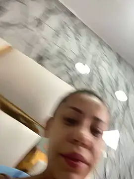 Snapshot of AnnbellaRosse chatting on March 15, 2025, 3:16 pm AnnbellaRosse online show from March 15, 2025, 3:16 pm