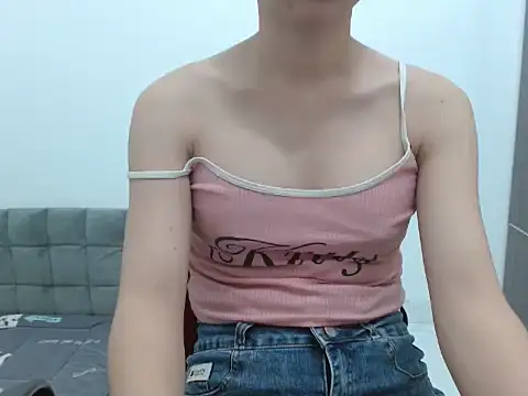 Jikey98 online show from October 4, 2025, 2:51 pm