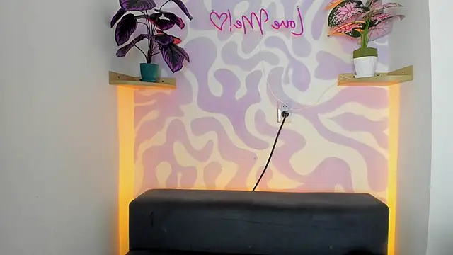 wini fer online show from October 2, 2025, 7:50 pm