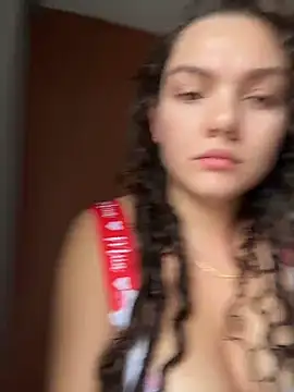 Snapshot of eva_y_marcelo chatting on April 20, 2026, 11:13 am eva y marcelo online show from April 20, 2026, 11:13 am