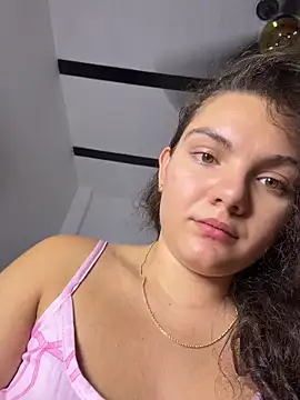 Snapshot of eva_y_marcelo chatting on May 29, 2026, 11:27 am eva y marcelo online show from May 29, 2026, 11:27 am