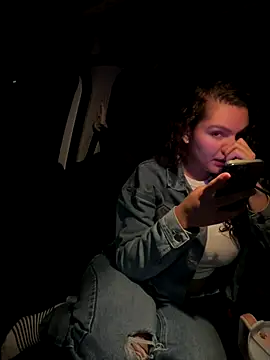 eva y marcelo online show from October 21, 2025, 1:49 am