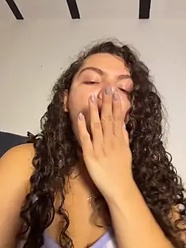 Snapshot of eva_y_marcelo chatting on April 24, 2026, 11:34 am eva y marcelo online show from April 24, 2026, 11:34 am