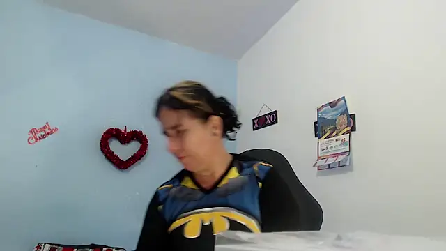 Snapshot of victoria_jones chatting on March 20, 2026, 12:39 pm victoria jones online show from March 20, 2026, 12:39 pm