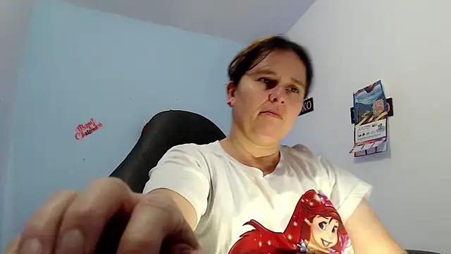 Snapshot of victoria_jones chatting on March 14, 2026, 12:55 pm victoria jones online show from March 14, 2026, 12:55 pm