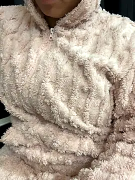 Diya Chopra online show from December 1, 2025, 3:29 am