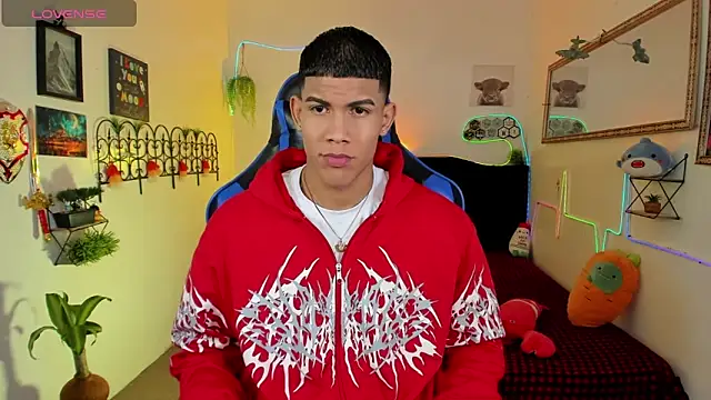 Damian latinxxx online show from February 12, 2026, 3:17 am